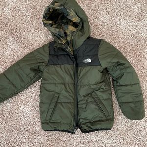 North Face Boys’ puffer jacket